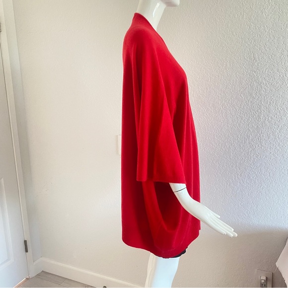 Sofia cashmere red cashmere poncho sweater - Picture 2 of 7